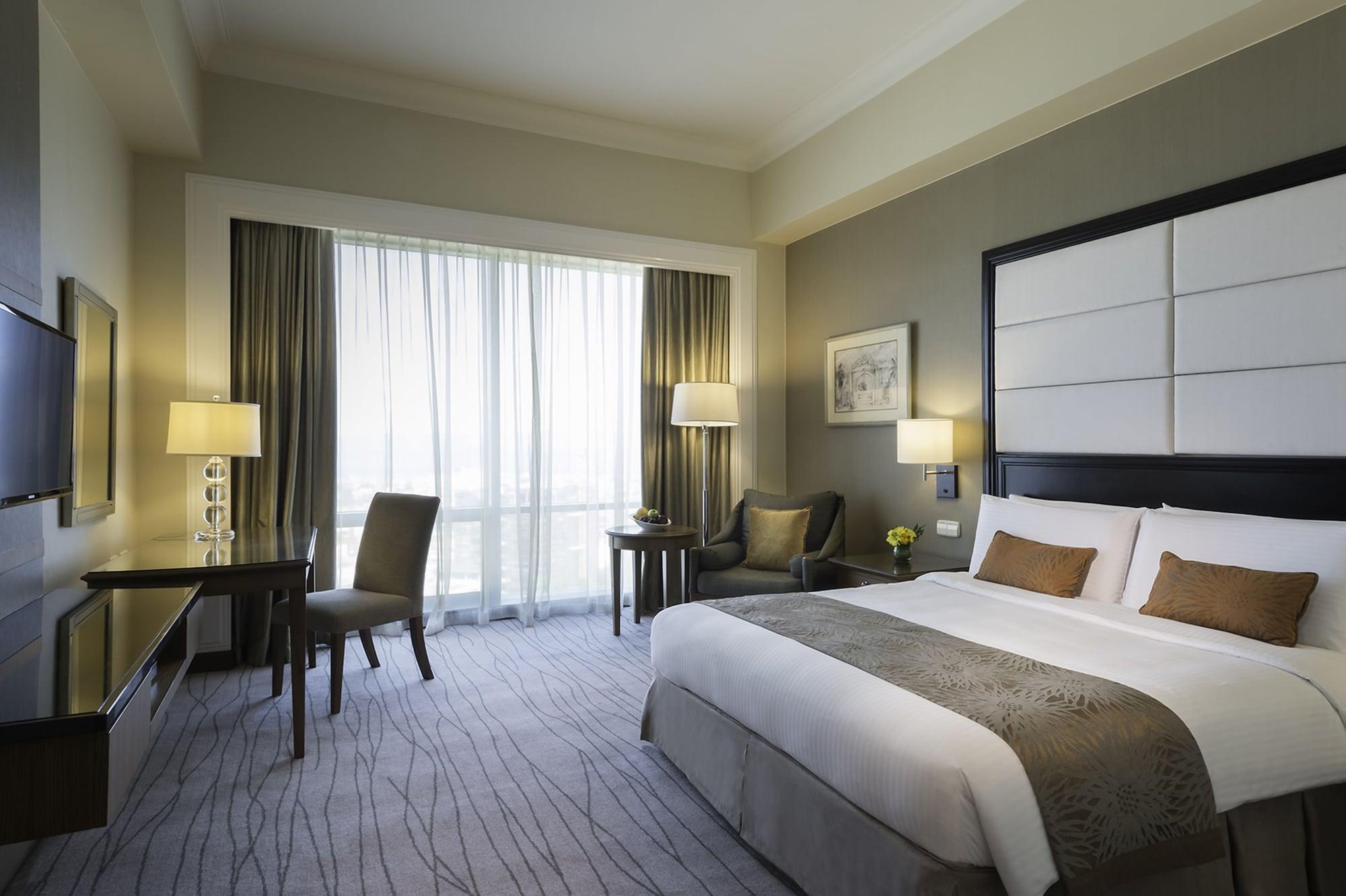 Готель Marco Polo Davao Екстер'єр фото A room at the hotel