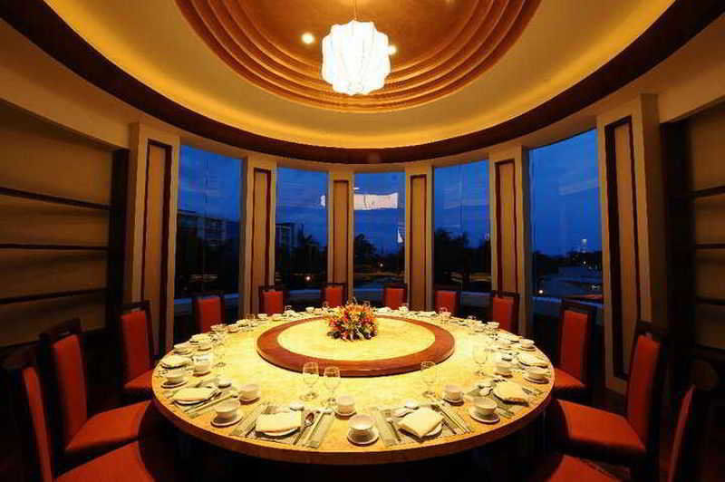 Готель Marco Polo Davao Екстер'єр фото A restaurant in Beijing