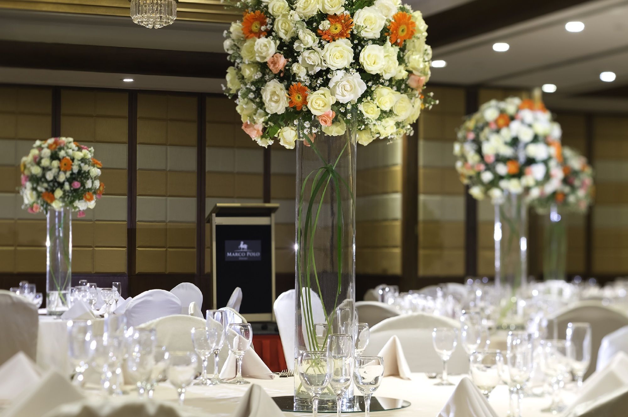 Готель Marco Polo Davao Екстер'єр фото A wedding reception at the Mandarin Oriental, Bangkok